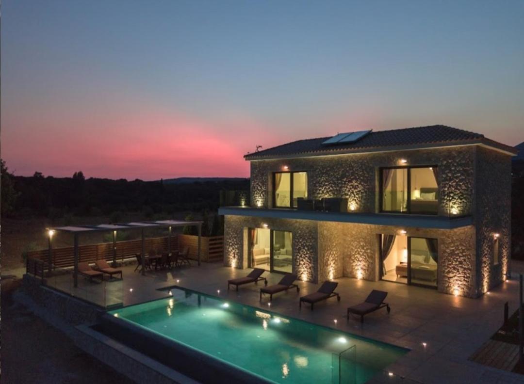 Kefalonia Stone Villas - Villa Petros Kefalonica ตราเปซากิ ภายนอก รูปภาพ