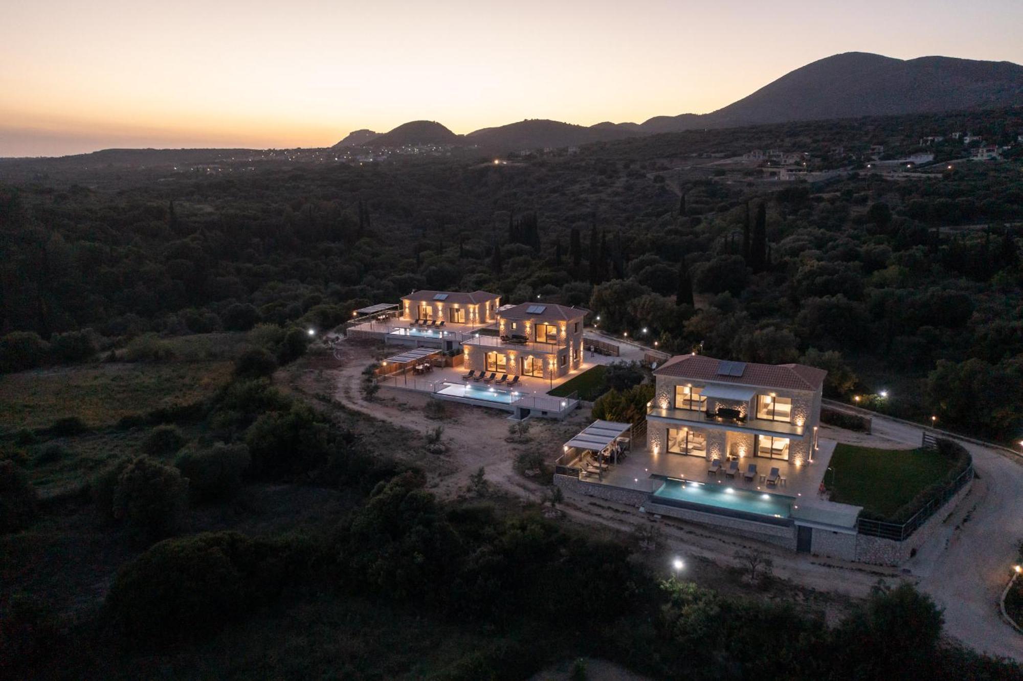 Kefalonia Stone Villas - Villa Petros Kefalonica ตราเปซากิ ภายนอก รูปภาพ
